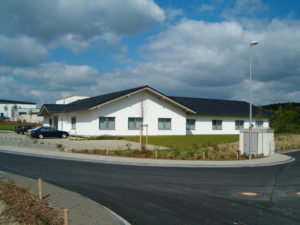 ARLA-Bürogebäude mit Fertigungs-/Montagehalle (2004)